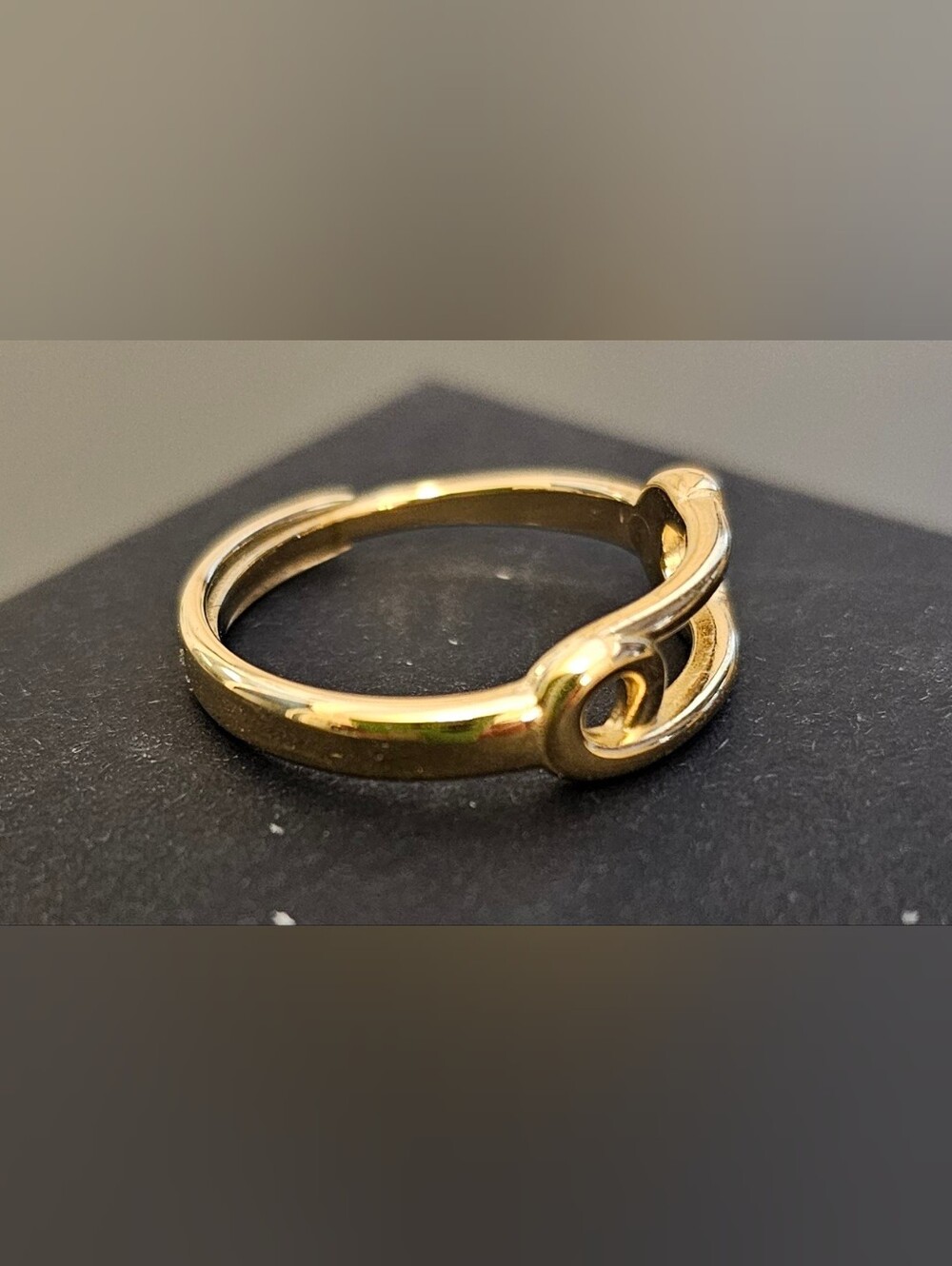STAINLESS STEEL PVD 18K Gold Adjustable Safety Pin Ring